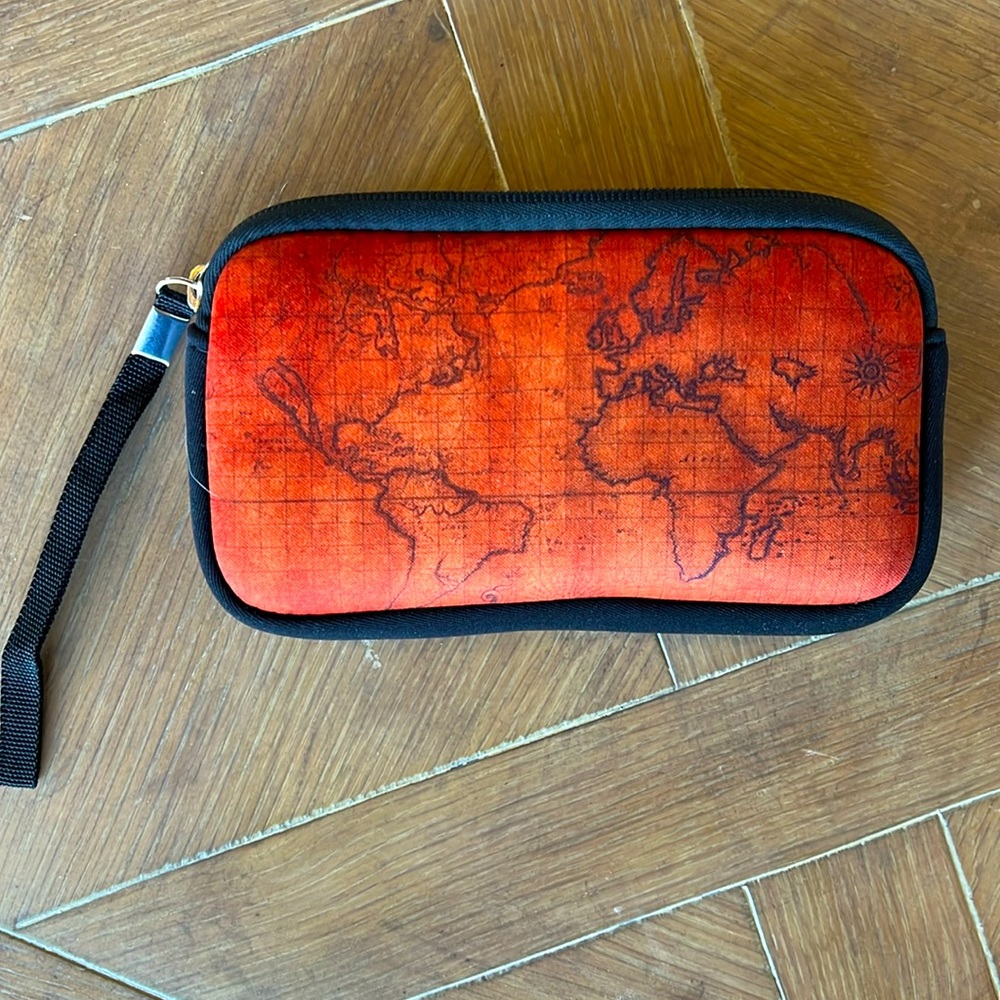 World map wrist clutch purse